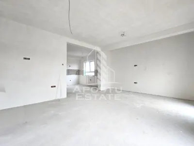 Jumatate de duplex de vanzare, Parter + Etaj, 5 camere si 2 bai, Sag - Sag