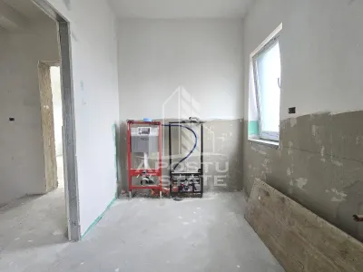 Jumatate de duplex de vanzare, Parter + Etaj, 5 camere si 2 bai, Sag - foto 17