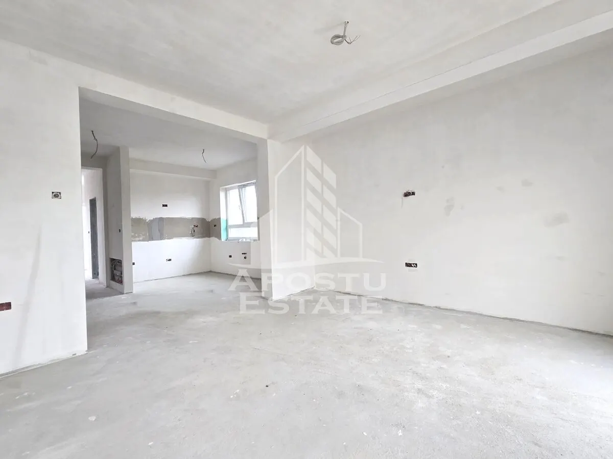 Jumatate de duplex de vanzare, Parter + Etaj, 5 camere si 2 bai, Sag - foto 3