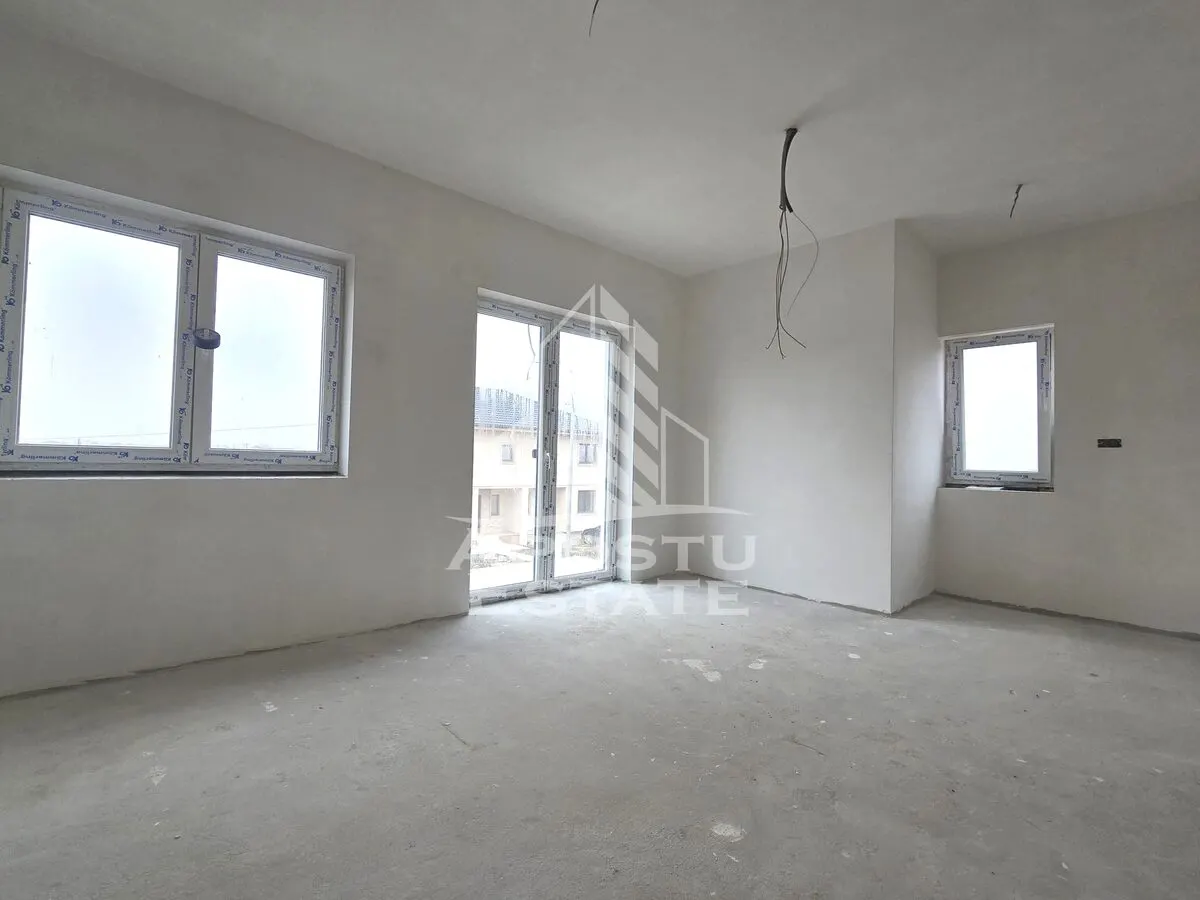 Jumatate de duplex de vanzare, Parter + Etaj, 5 camere si 2 bai, Sag - foto 6
