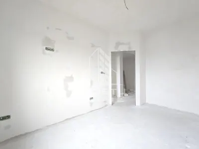 Jumatate de duplex de vanzare, Parter + Etaj, 5 camere si 2 bai, Sag - foto 9