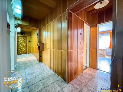 3D! Apartament 4 camere spatios, luminos,cu garaj,Ultracentral,Covasna - foto 4