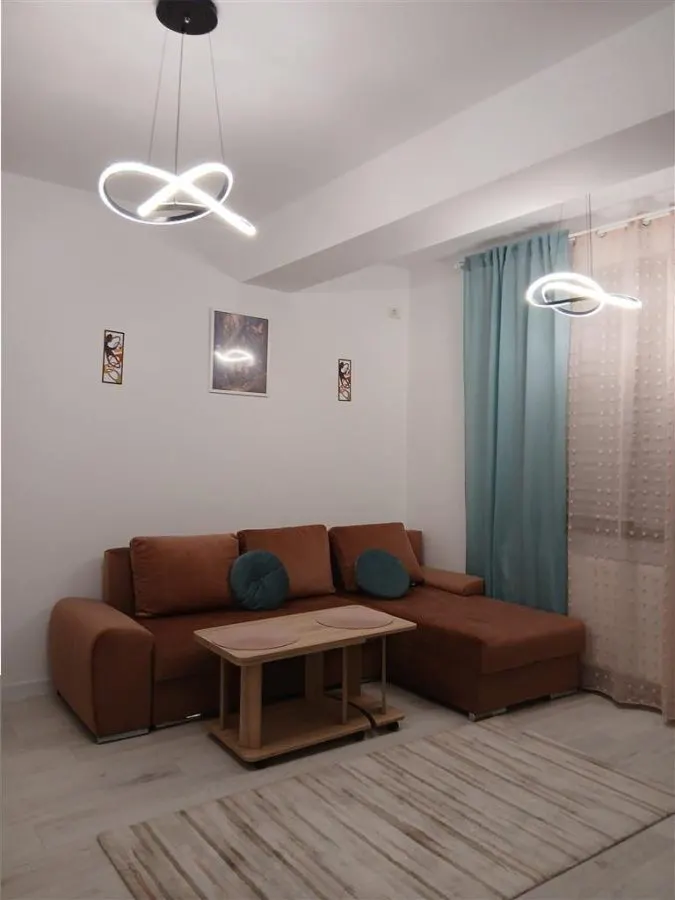 Apartament  3 camere  Titan  Parc  I O R - foto 2