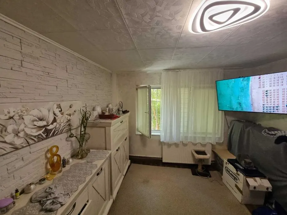 Apartament 3 camere zona Calea Bucuresti - foto 1