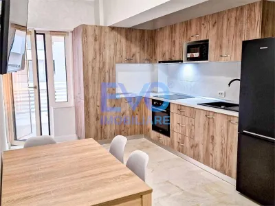 Apartament cu 2 camere, 2 locuri de parcare, etaj 2, Royal Town Copou - Iasi