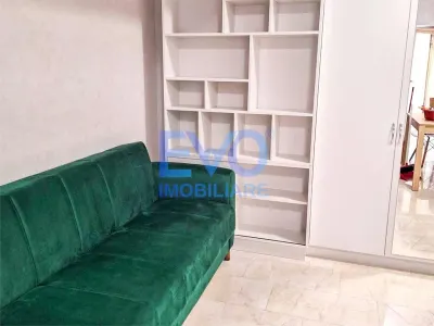 Apartament cu 2 camere, 2 locuri de parcare, etaj 2, Royal Town Copou - foto 2