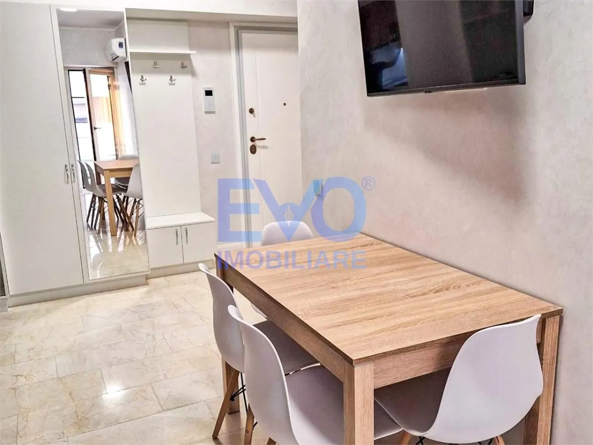 Apartament cu 2 camere, 2 locuri de parcare, etaj 2, Royal Town Copou - foto 4