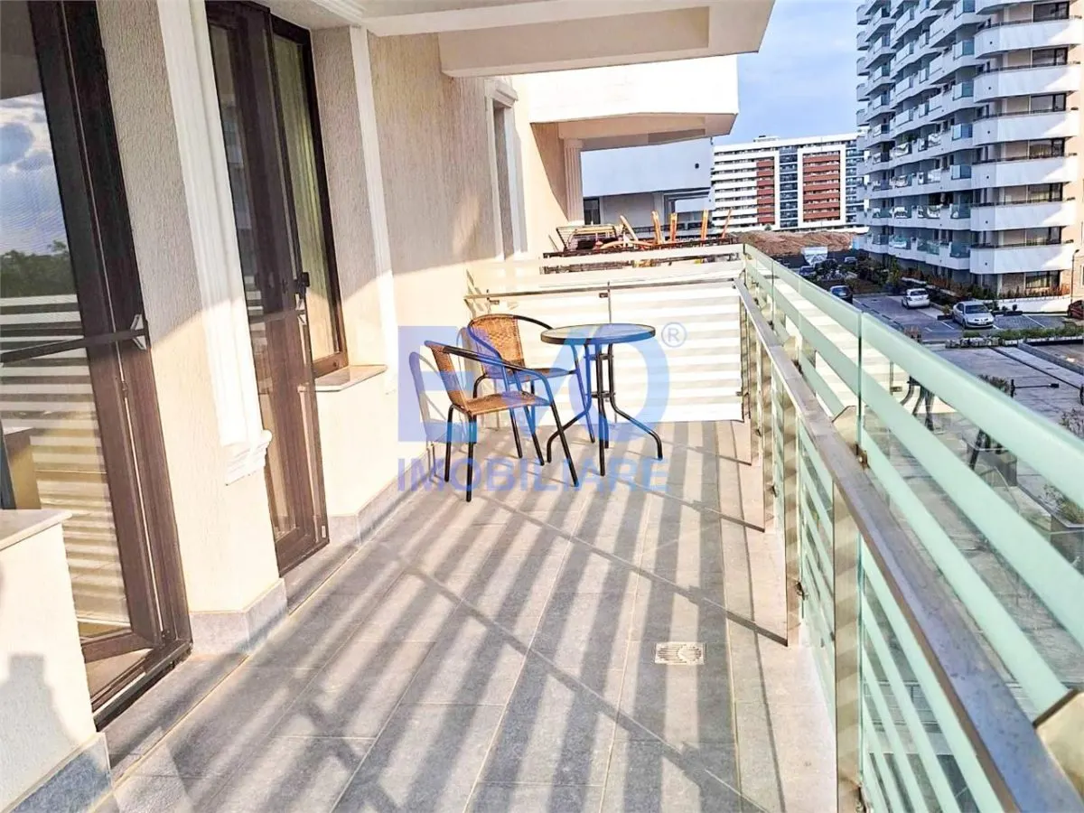 Apartament cu 2 camere, 2 locuri de parcare, etaj 2, Royal Town Copou - foto 7