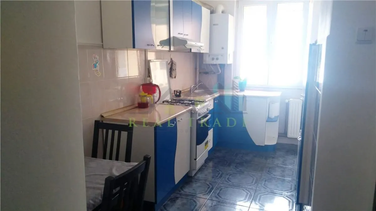 Apartament 2 camere etaj intermediar Calea Bucuresti - foto 2