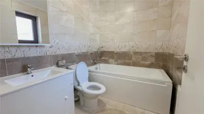 CASA 4 CAMERE | 3 BAI | 2 PARCARI | CALEA HARMANULUI - SANPETRU - foto 9