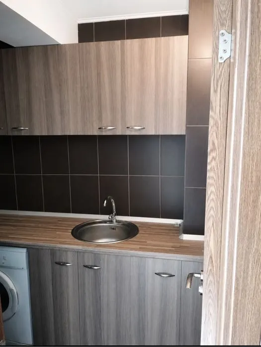 Garsonieră de închiriat | Zonă centrală | Etaj intermediar | Centrală proprie - foto 4