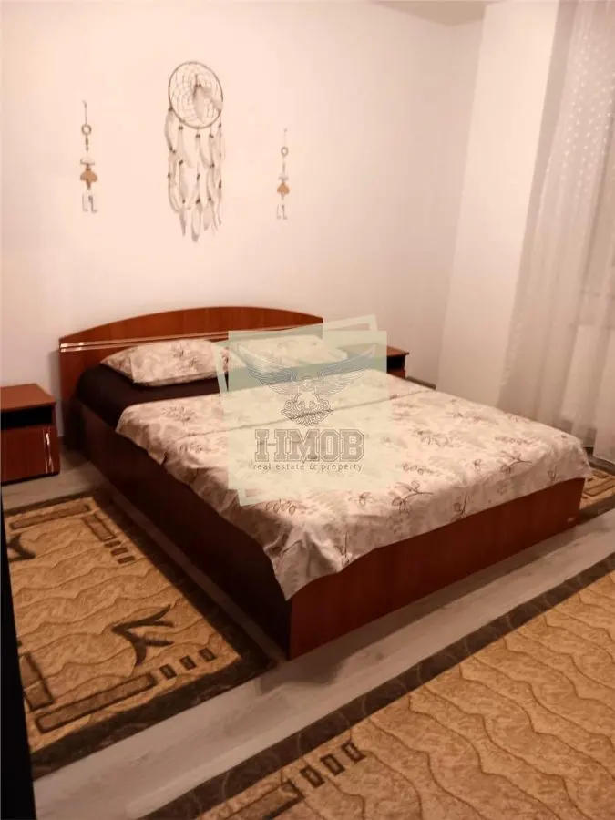Apartament 2 camere balcon si parcare zona Turnisor - foto 1