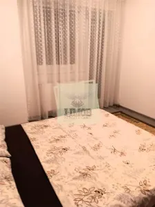 Apartament 2 camere balcon si parcare zona Turnisor - foto 3
