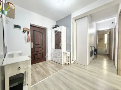 Apartament cu 3 camere decomandat, complet mobilat la parter in Giroc. - foto 4