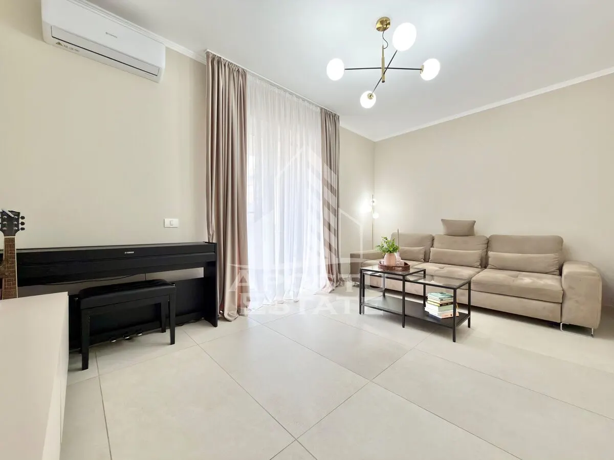 Apartament cu 2 camere mobilat si utilat decomandat in Giroc la asfalt - foto 2