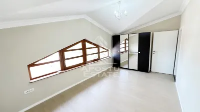 Penthouse 3 camere de vanzare, 97mp utili + balcon -Giroc - foto 4