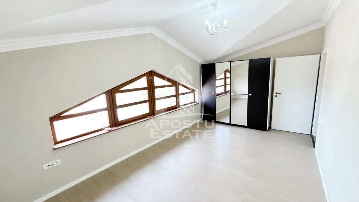 Penthouse 3 camere de vanzare, 97mp utili + balcon -Giroc - foto 4