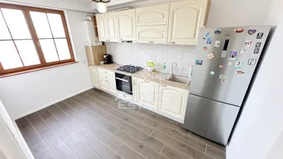 Penthouse 3 camere de vanzare, 97mp utili + balcon -Giroc - foto 9