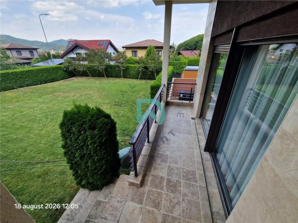 Vila de inchiriat, 7 camere, Green Valley, Brasov - foto 14