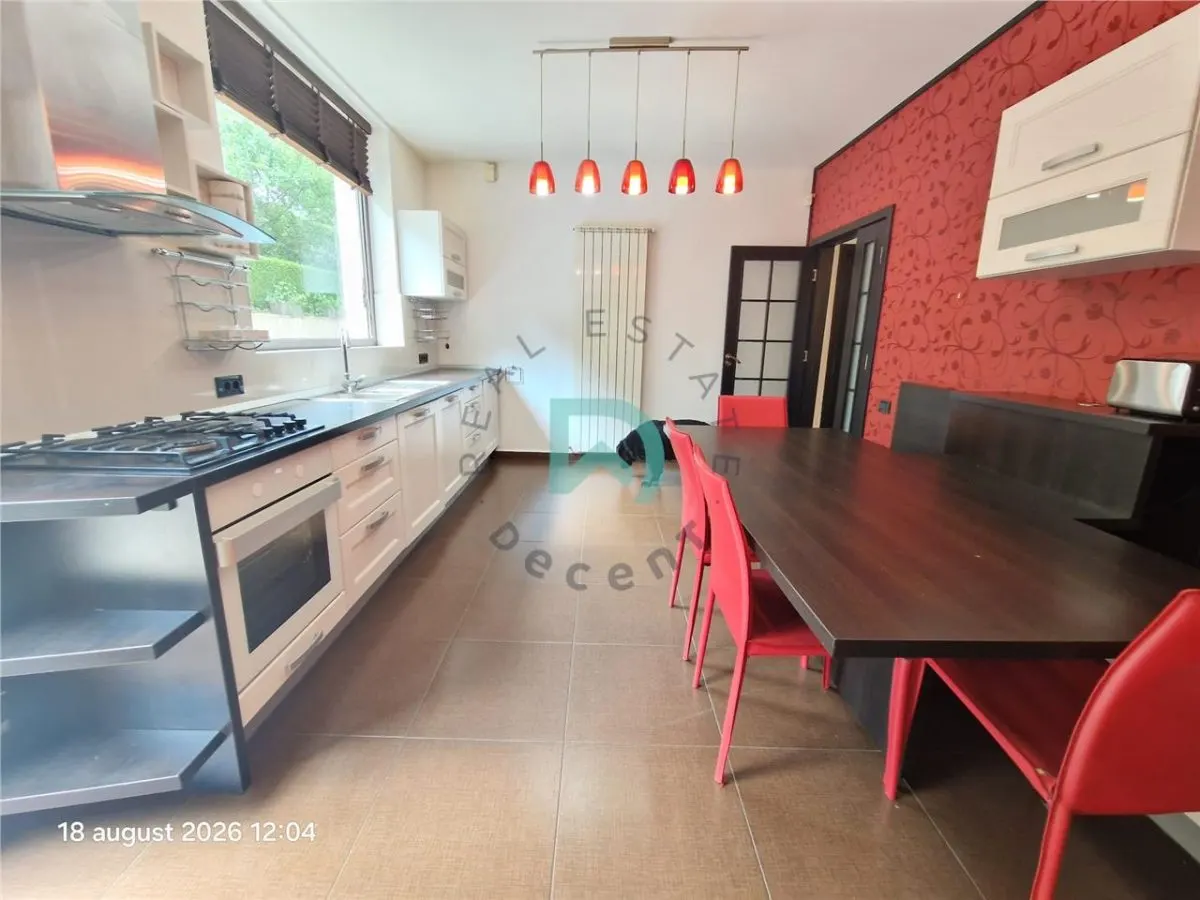 Vila de inchiriat, 7 camere, Green Valley, Brasov - foto 23