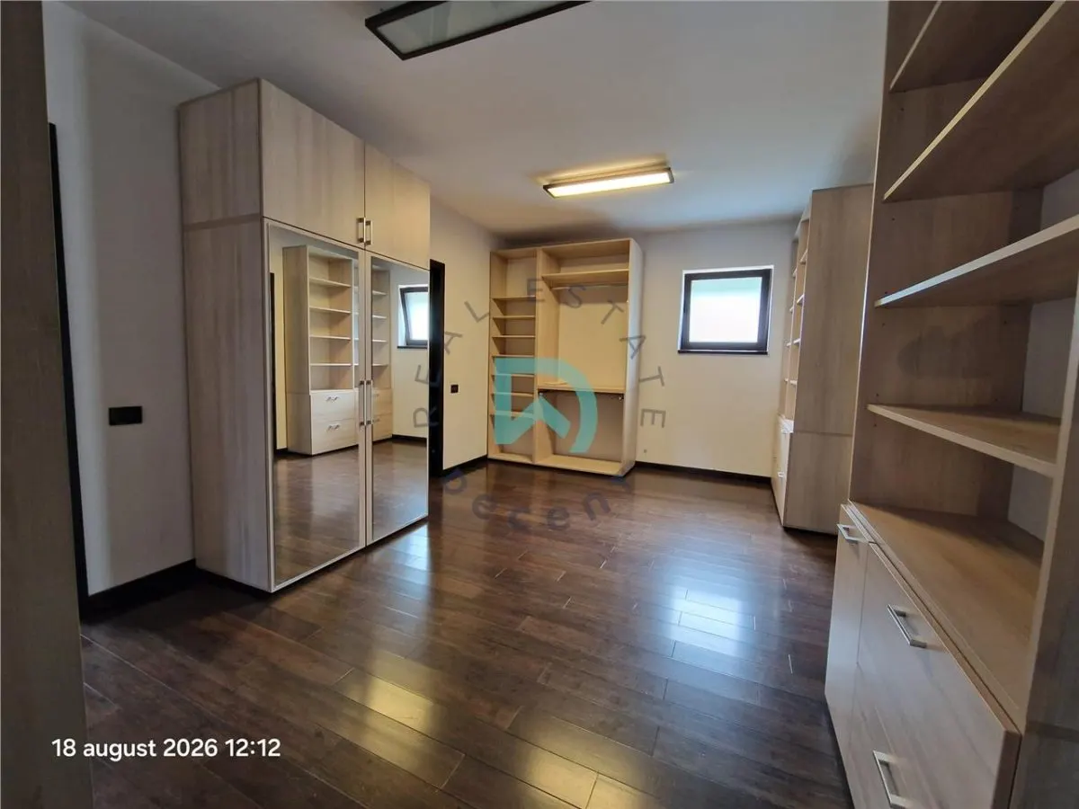 Vila de inchiriat, 7 camere, Green Valley, Brasov - foto 10