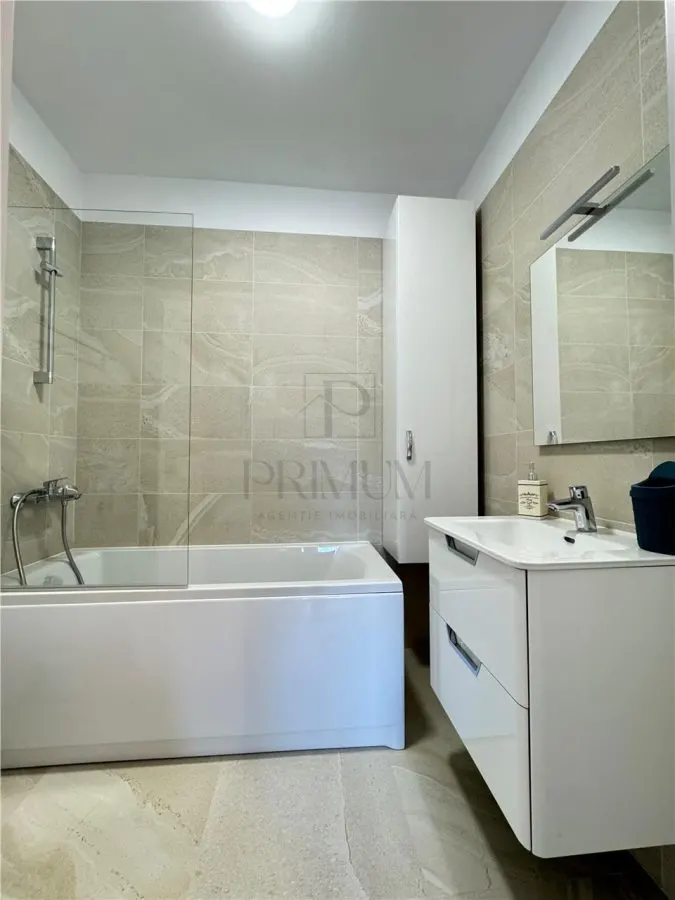 Apartament 3 camere deosebit mobilat si utilat modern in bloc nou - Torontalului - foto 7