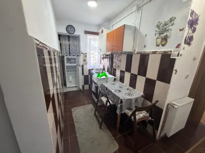 Apartament de inchiriat 2 camere Sibiu Vasile Aaron - foto 6