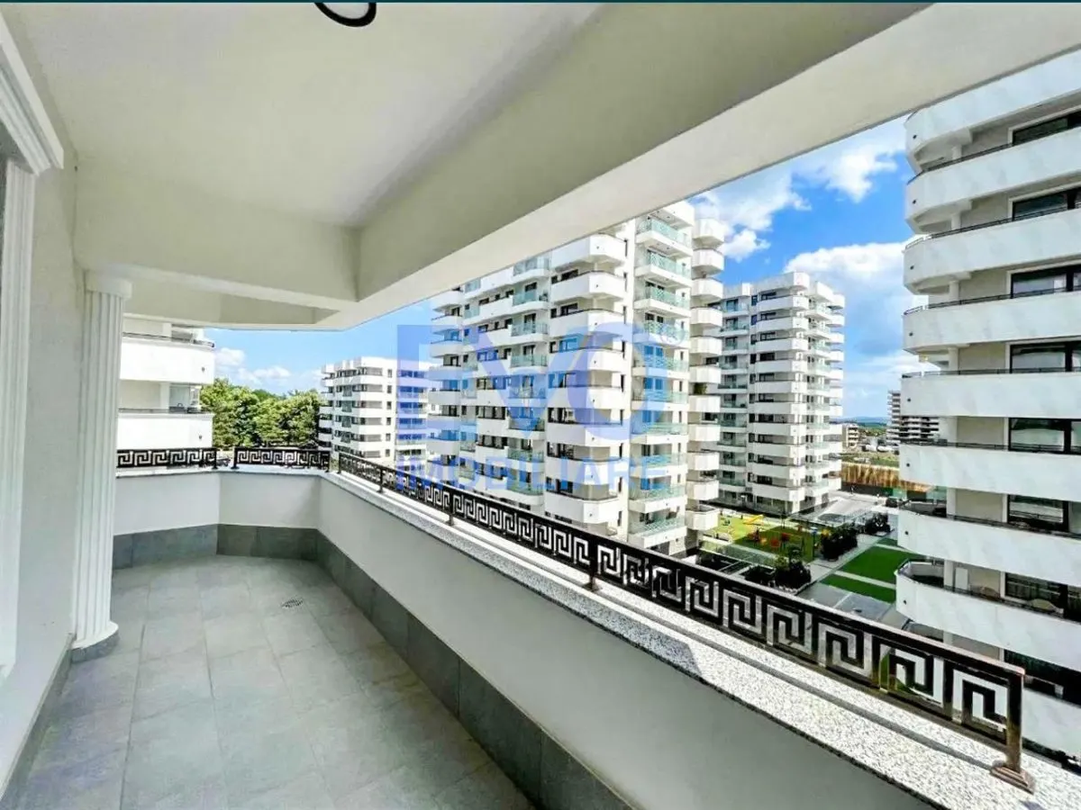 Apartament cu 2 camere, decomandat, complex Royal Town Copou - foto 8