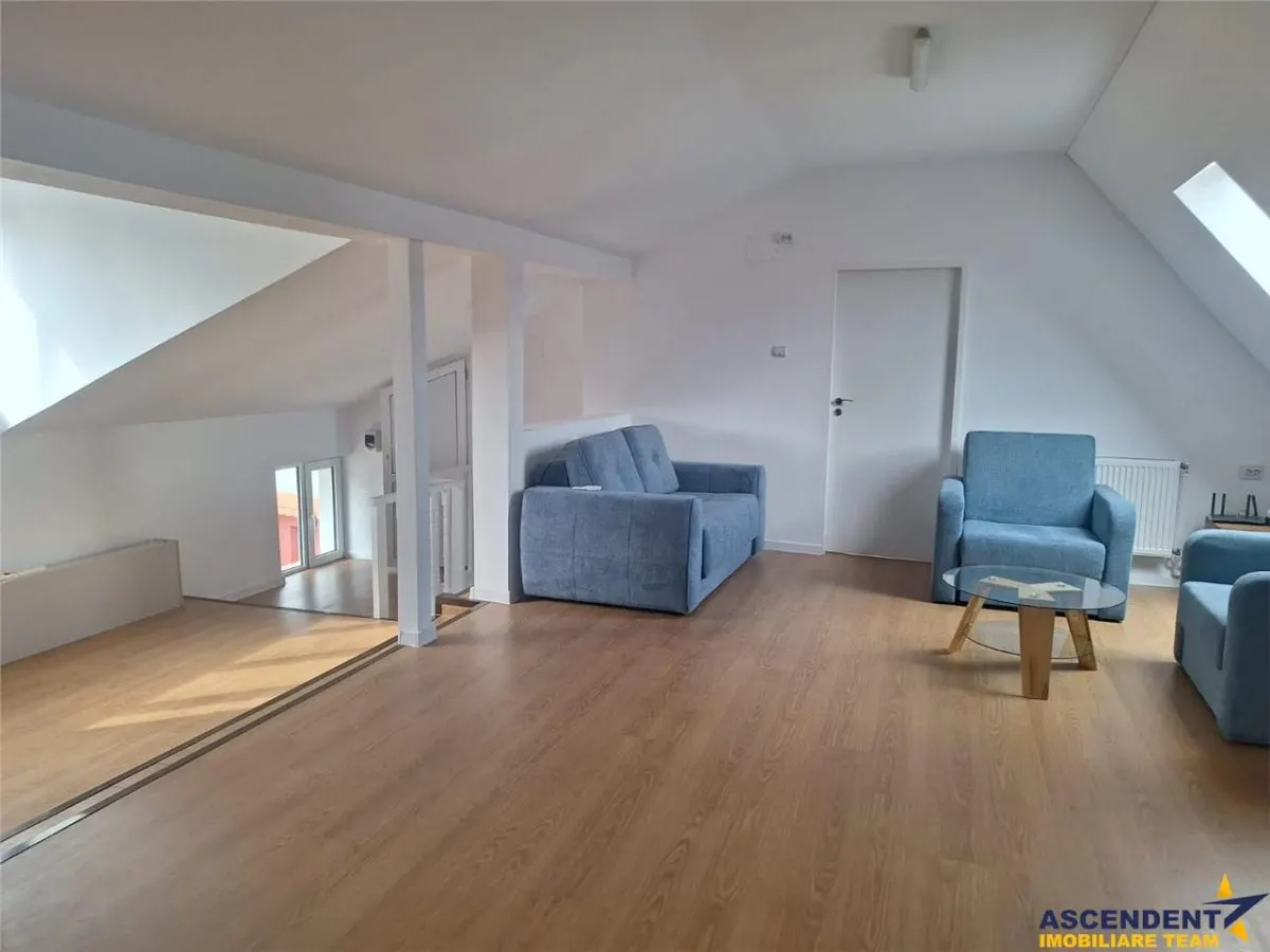 Resedinta/ spatiu profesional de inchiriat, Ghimbav â€“ Central - foto 11