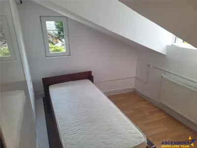 Resedinta/ spatiu profesional de inchiriat, Ghimbav â€“ Central - foto 17