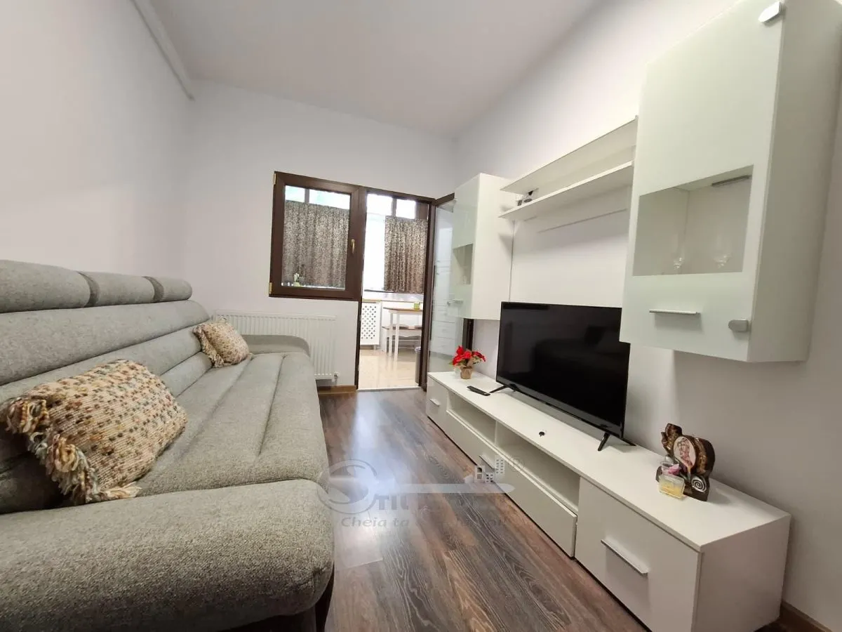 Apartament 3 camere decomandat, capat Cug Valea Adanca, bloc  2022, etaj 1, baie cu geam, parcare privata, liber - foto 3