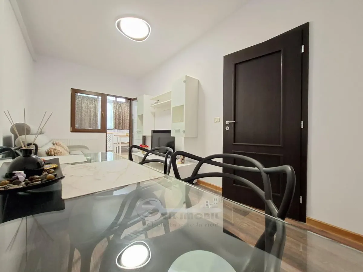 Apartament 3 camere decomandat, capat Cug Valea Adanca, bloc  2022, etaj 1, baie cu geam, parcare privata, liber - foto 6
