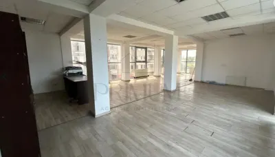 Spatiu Birouri luminos open-space - foto 3
