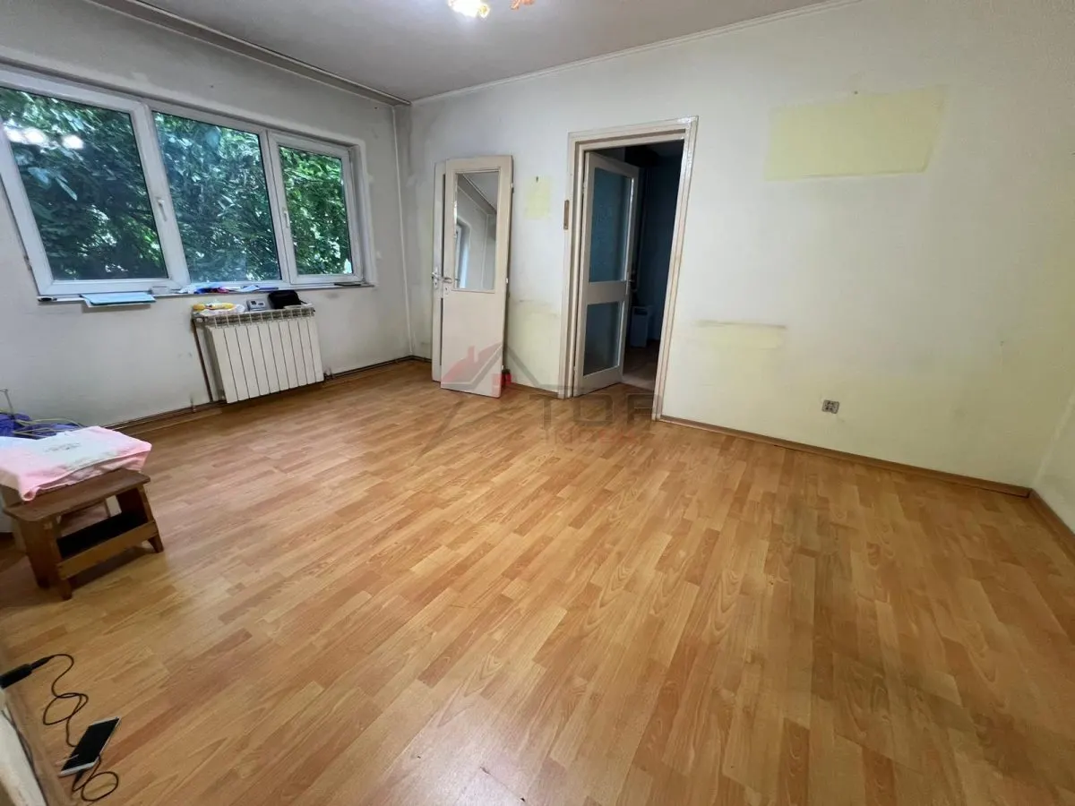 Vanzare apartament 2 camere etaj 1 - Podu Ros - foto 2