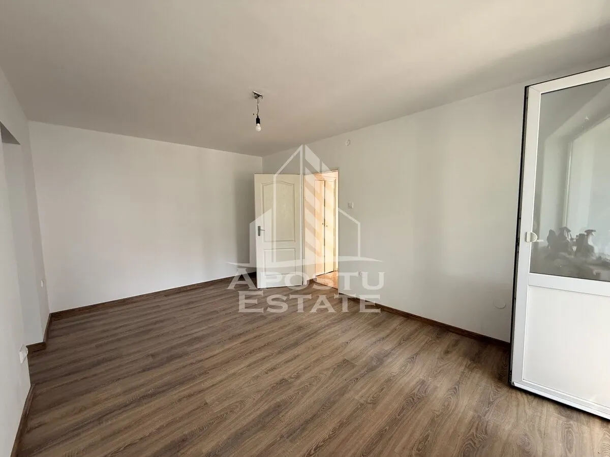 Apartament 3 camere de vanzare, zona Tipografilor, Timisoara - foto 1