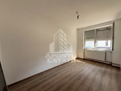 Apartament 3 camere de vanzare, zona Tipografilor, Timisoara - foto 3