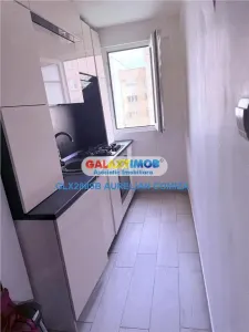 Inchiriere apartament 3 camere Pantelimon semi-mobilat - foto 2