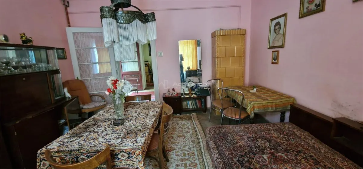 Resita Casa Singur in Curte Zona Muncitoresc - foto 2