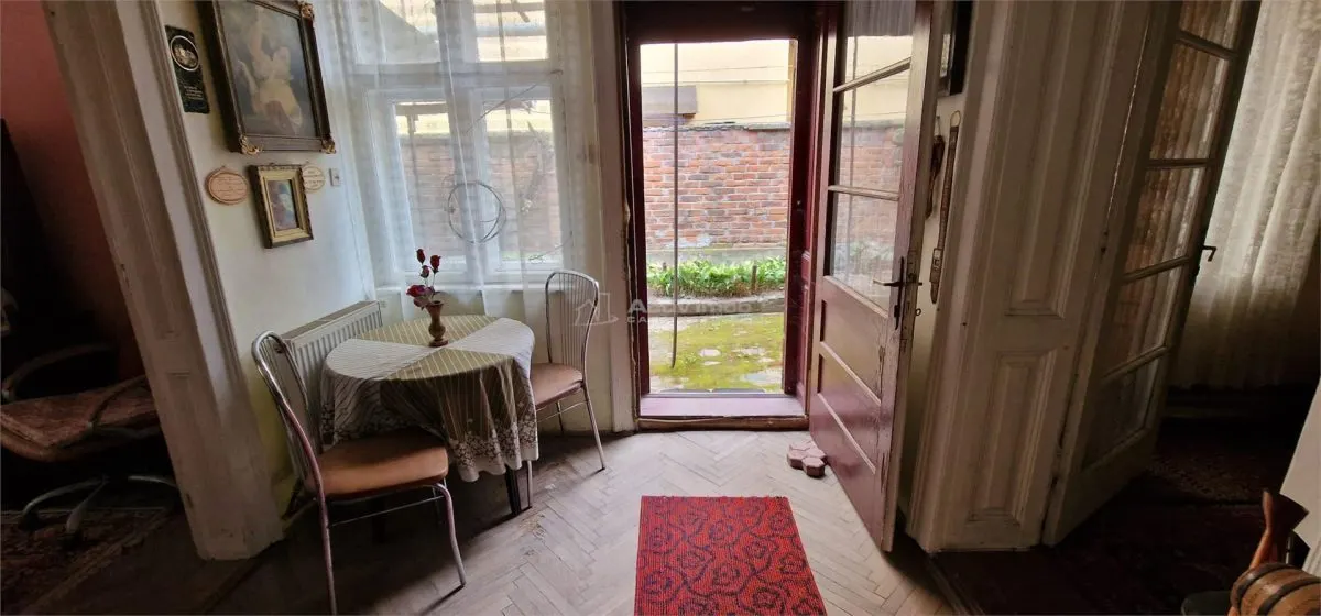 Resita Casa Singur in Curte Zona Muncitoresc - foto 4