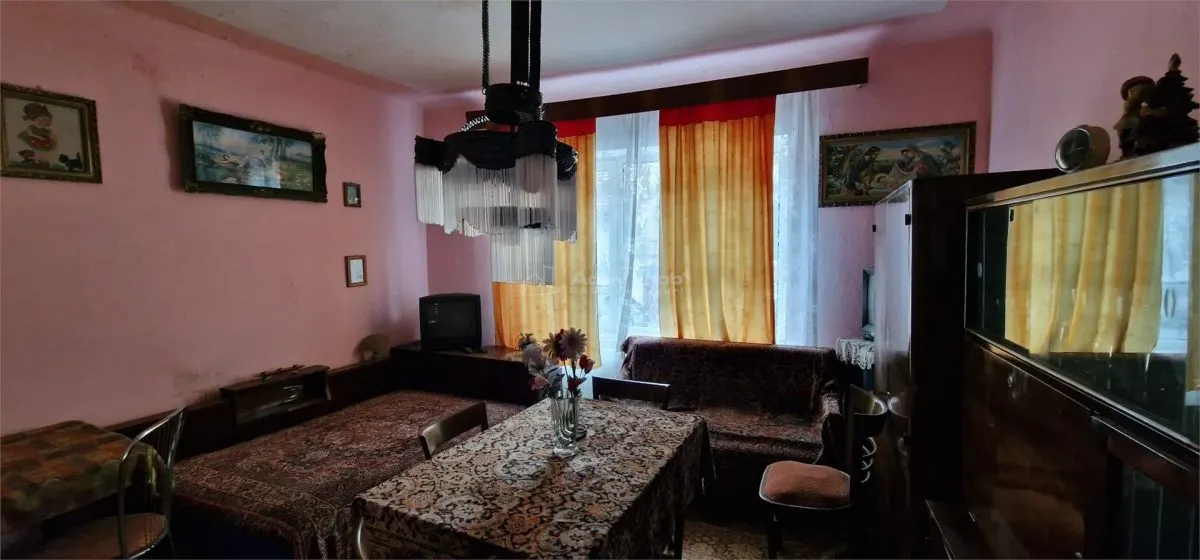 Resita Casa Singur in Curte Zona Muncitoresc - foto 5
