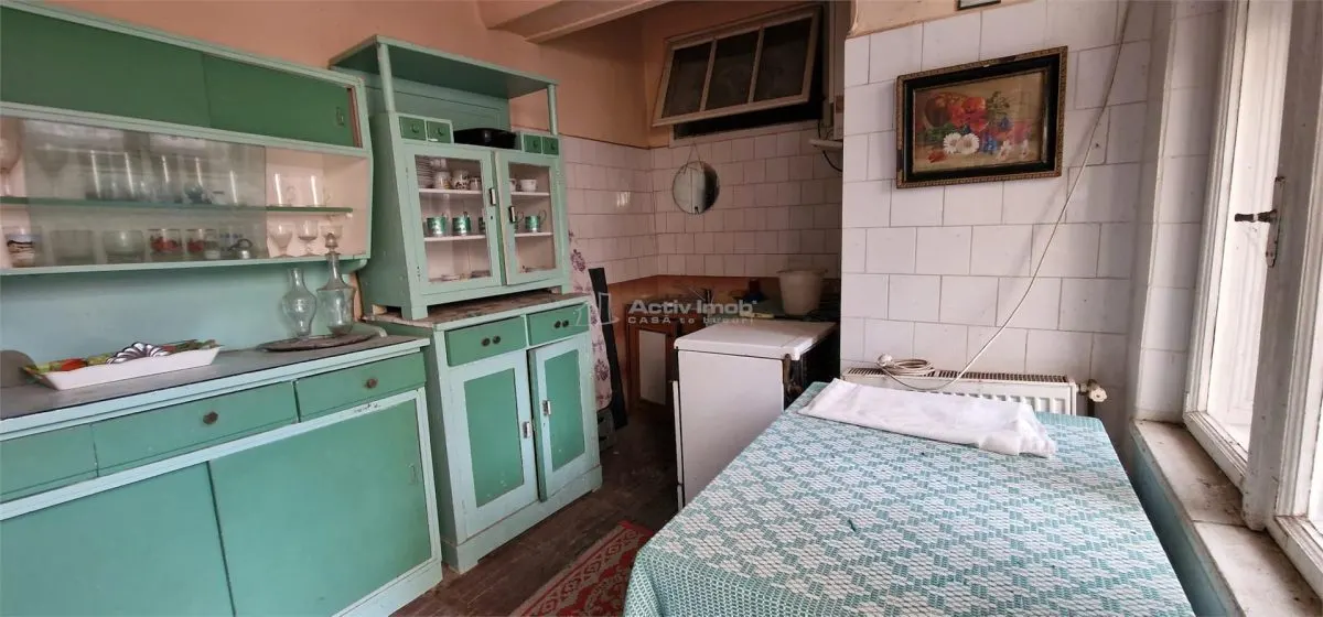 Resita Casa Singur in Curte Zona Muncitoresc - foto 8