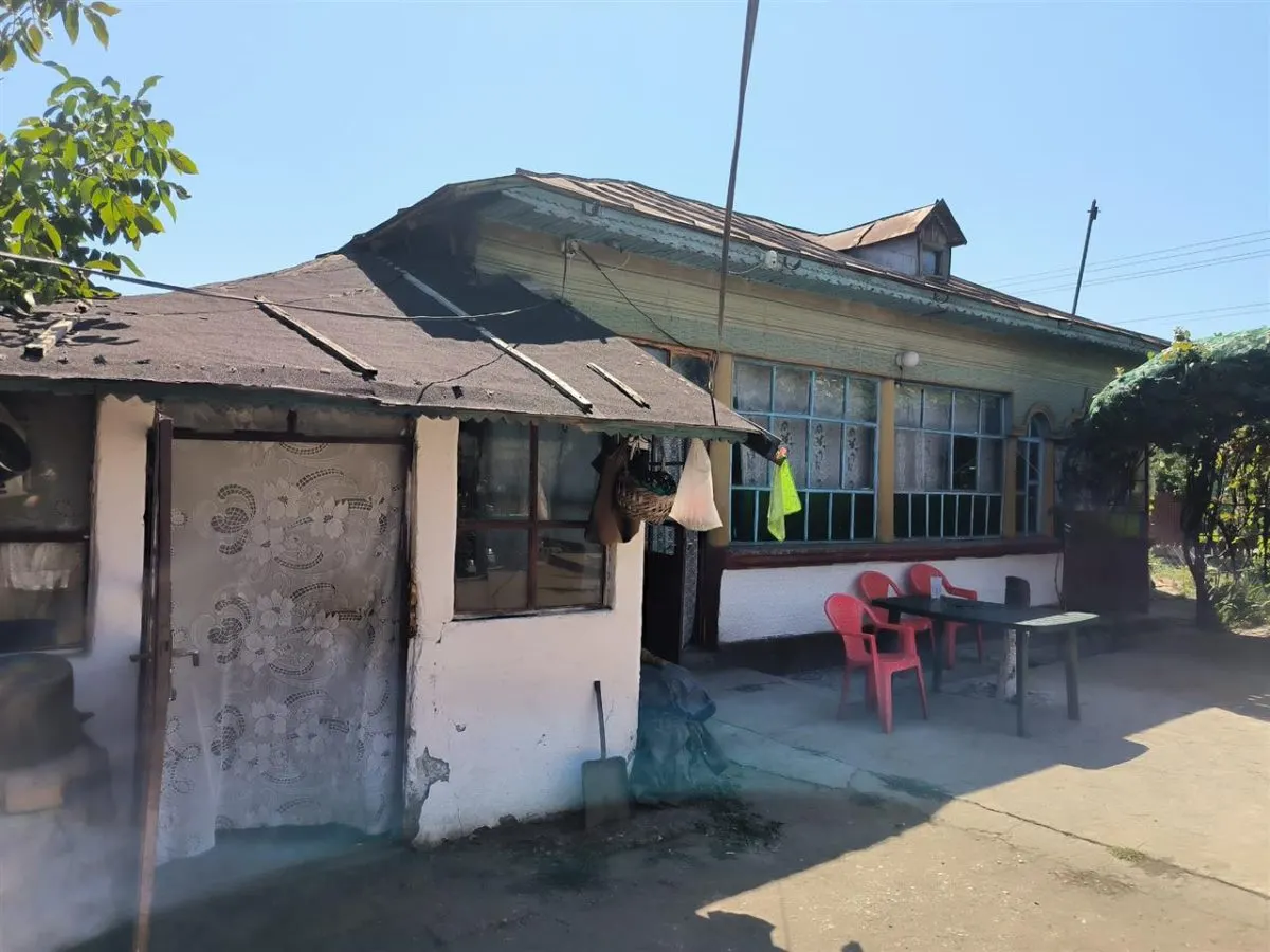 Casa de vanzare in sat Novaci â€“ teren de p865 mp, acces asfaltat,Ocazie! - foto 6