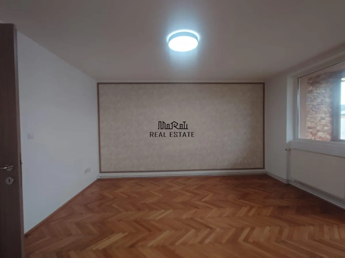 Apartament 3 camere renovat - foto 8