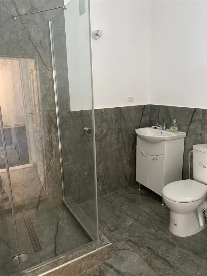 Spatiu de birou - zona linistita - aer conditionat -  5 camere - 108 mp - foto 9