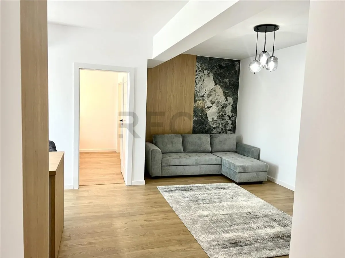 RECO Apartament modern cu 2 camere, zona centrala, parcare subterana si balcon cu vedere spre curte. - foto 3