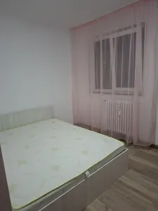 Apartament 2 camere de închiriat | Podu Roș â€“ Liceul Racoviță | Centrală proprie | Balcon | Etaj 4/10 - foto 5