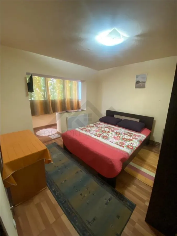 Apartament 3 camere , centrala proprie , zona Soarelui - foto 2