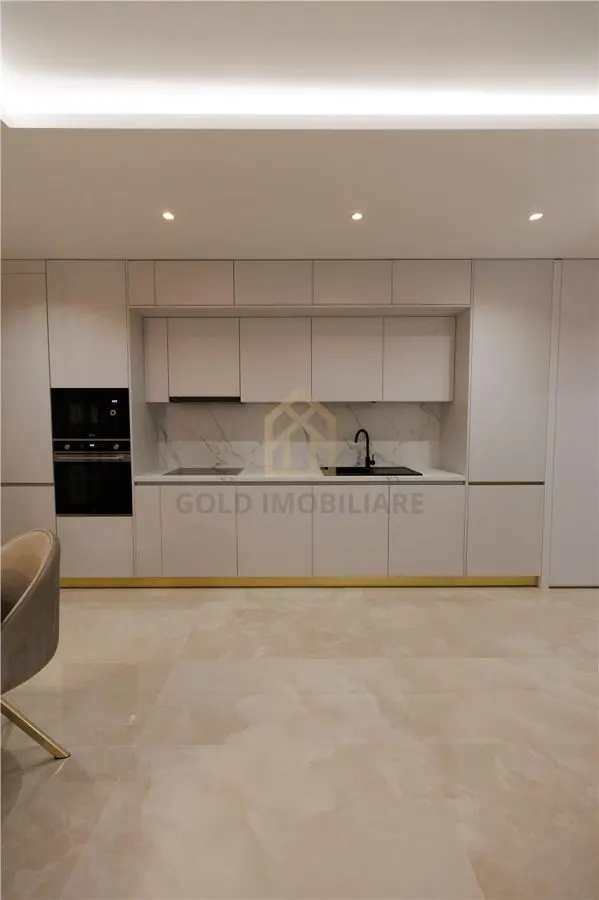 Apartament 3 camere bloc nou - foto 12