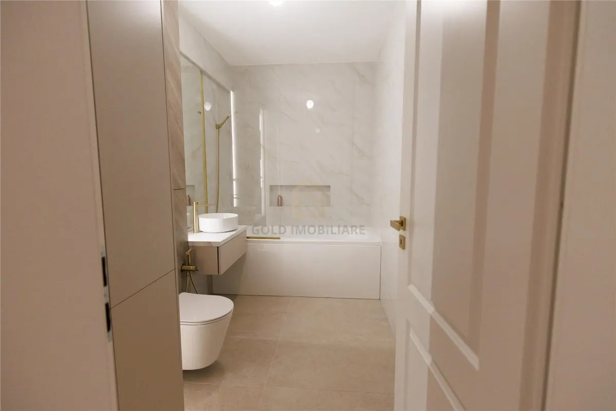 Apartament 3 camere bloc nou - foto 15