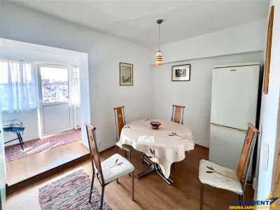 Apartament cu 2 camere, decomandat, Ultracentral, Sfantu Gheorghe - foto 2
